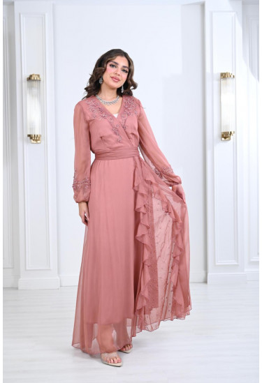 فستان انسيابي جذاب 