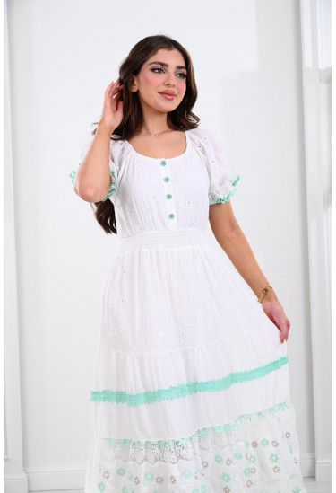 فستان بتصميم دافئ نهاري