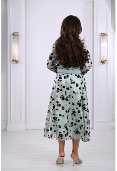 طقم نسائي ميدي فاخر طقم نسائي ميدي فاخر