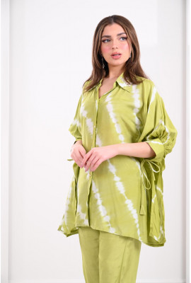 طقم نسائي (بلوزة نمط كيمونو + بنطال ) طقم نسائي (بلوزة نمط كيمونو + بنطال )