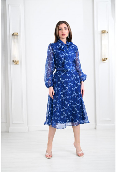 فستان فلوري ذات ياقة عصرية فستان فلوري ذات ياقة عصرية