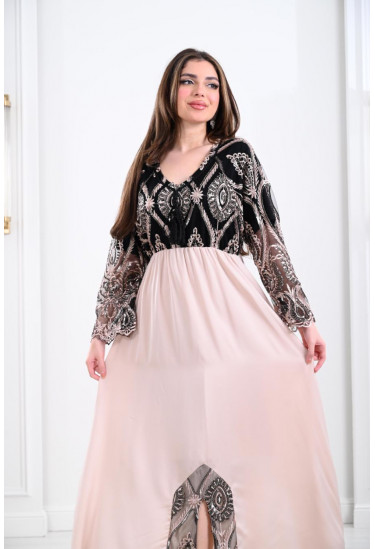 فستان مطرز بخيوط السيرما و الخرز اللامع 