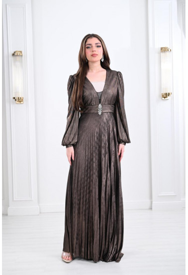 فستان بطلة انسيابية 