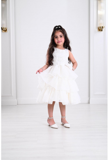 فستان اطفال انسيابي بطبقات من التل