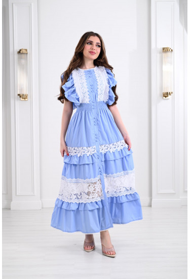 فستان صيفي مطرز بالدانتيل 