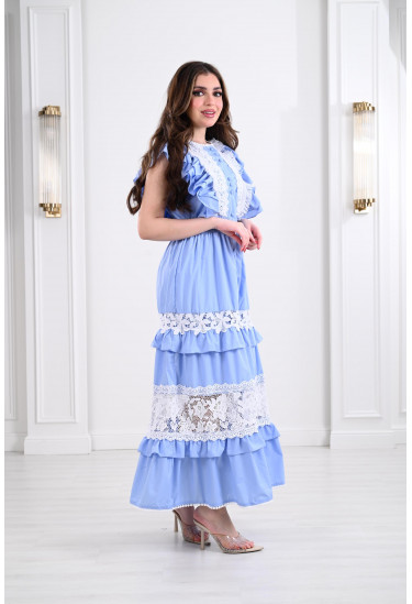 فستان صيفي مطرز بالدانتيل 