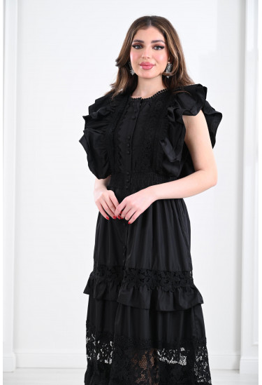 فستان صيفي مطرز بالدانتيل 