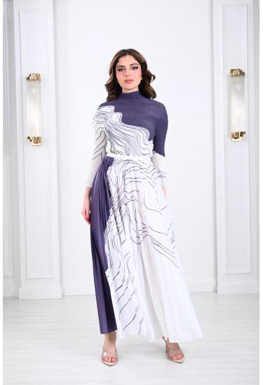 فستان نسائي بخطوط انسيابية ناعمة 