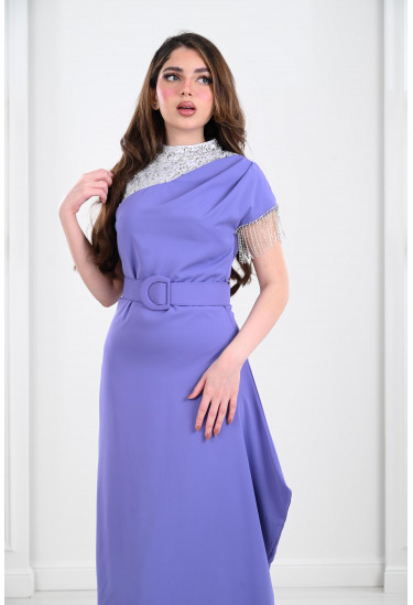 فستان مطرز تطريز خيالي على الكتف