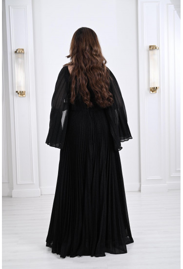 فستان نسائي بتصميم استثنائي لجمالك