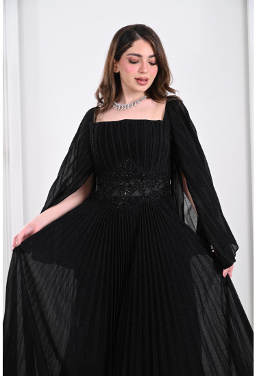 فستان نسائي بتصميم استثنائي لجمالك