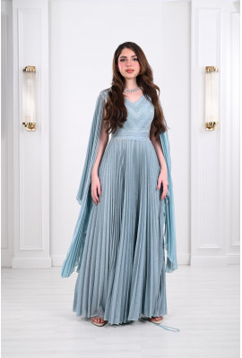 فستان سهرة مفعم بالأنوثة و الدلال