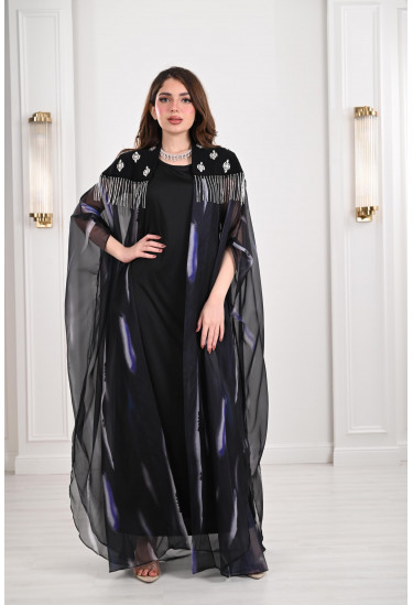 فستان فاخر بسلاسل فضية فستان فاخر بسلاسل فضية