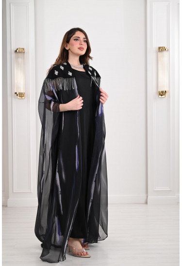 فستان فاخر بسلاسل فضية فستان فاخر بسلاسل فضية