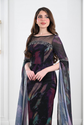 فستان نسائي بقصة مميزة واكمام منسدلة