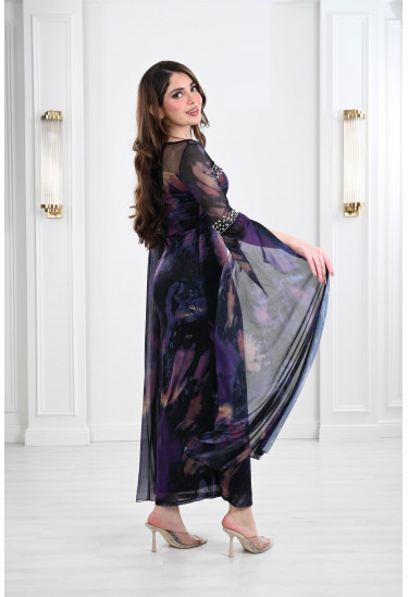 فستان نسائي بقصة مميزة واكمام منسدلة