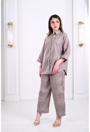 طقم صيفي بنسيج مميز 