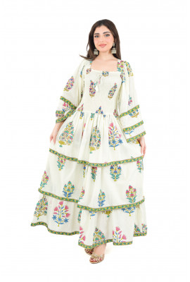 فستان صيفي بطبعات تراثية متعددة الطبقات 