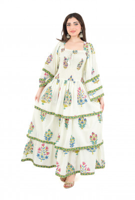 فستان صيفي بطبعات تراثية متعددة الطبقات 