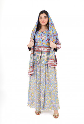 جلابية من القطن الفاخر  جايه ثلاث قطع مع شال انيق بألوان مميزة