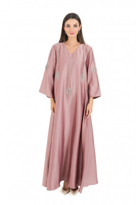 جلابية ساتان بتفاصيل كريستال لامعه 