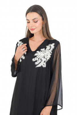 جلابية شيفون ملكية مزينة بتطريزات رائعه