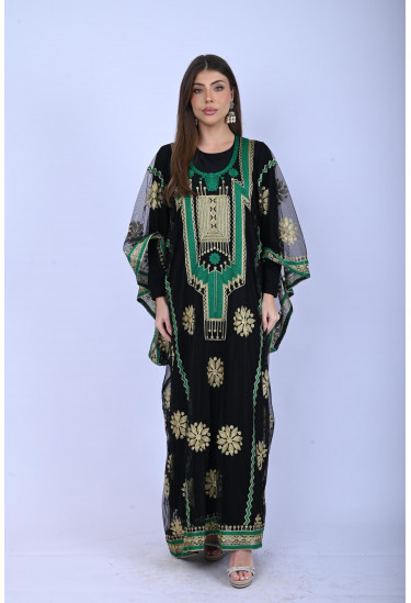 قفطان مطرّز فخامة بطابع تراثي أنيق