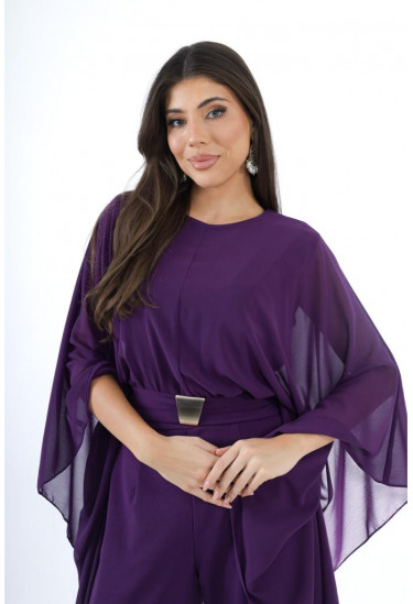 جمبسوت أنيق بأكمام واسعة ولمسة انسيابية