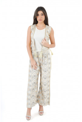 طقم نسائي كاجوال بحواف دلايات طقم نسائي كاجوال بحواف دلايات