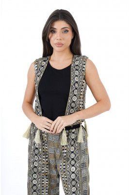 طقم نسائي كاجوال بحواف دلايات 