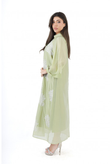 جلابية للمناسبات بأكمام فضفاضة وتطريز أنيق