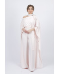 طقم سواريه ساتان بكاب انسيابي وياقة كريستال طقم سواريه ساتان بكاب انسيابي وياقة كريستال