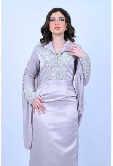 فستان سهرة أنيق بلمسة عصرية فاخرة