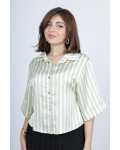 بلوزة نسائية بسيطة مخططة