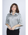 بلوزة نسائية بسيطة مخططة