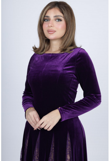 فستان سهرة مخملي بتصميم أنيق فستان سهرة مخملي بتصميم أنيق
