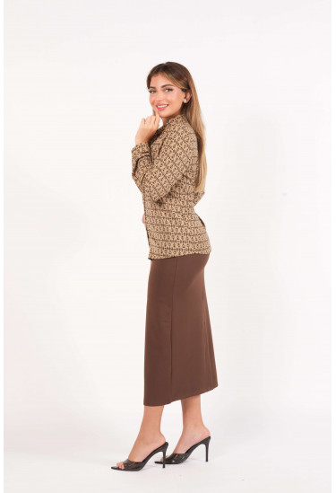 بلوزة كلاسيكيه  أنيقة مطبوعة بنقوش هندسية متكررة