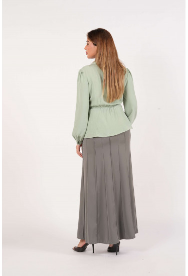 بلوزة أنيقة مع رباط خصر مزخرف بلوزة أنيقة مع رباط خصر مزخرف