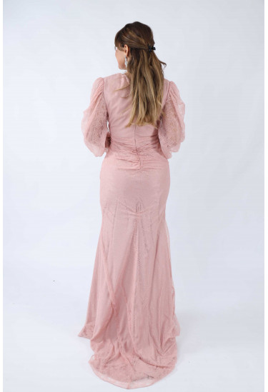 فستان سهرة بطلة جذابة 