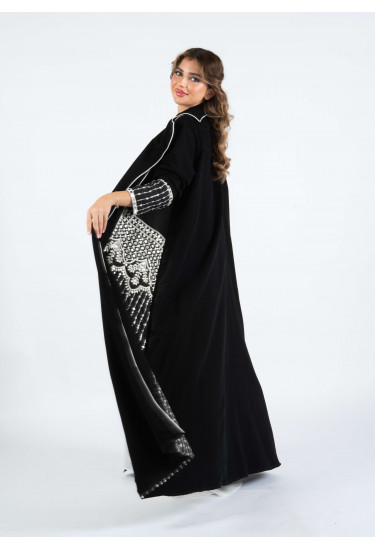 عباية نسائية مطرزة تطريز راقي مميز
