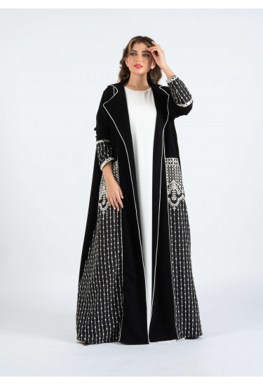 عباية نسائية مطرزة تطريز راقي مميز