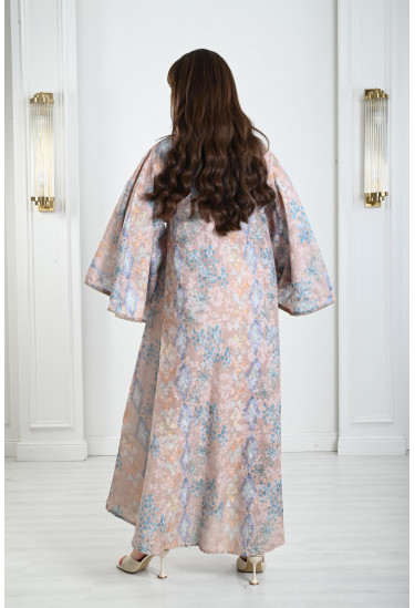 جلابية نسائية بنمط عصري أنيق