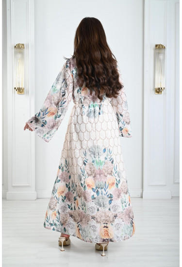 جلابيات نسائية بنقوشات من الزهور