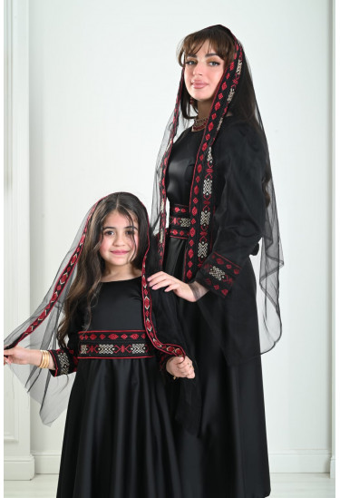 فستان بناتي بتطريز تراثي رقيق