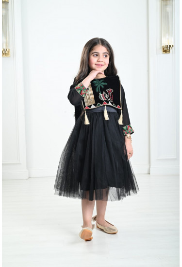 فستان بناتي بأطلالة مذهلة