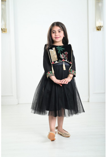 فستان بناتي بأطلالة مذهلة