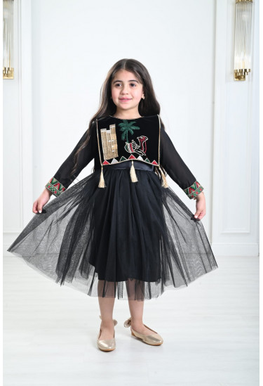 فستان بناتي بأطلالة مذهلة