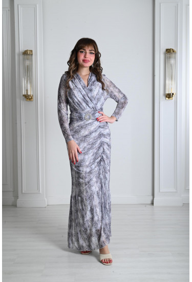 فستان نسائي طويل بنقوشات مستوحى من الطبيعة