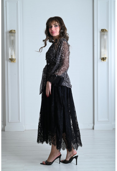 فستان نسائي دانتيل مزين بنقوشات الفهد