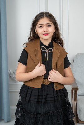 فستان بناتي دانتيل بقصة مذهلة